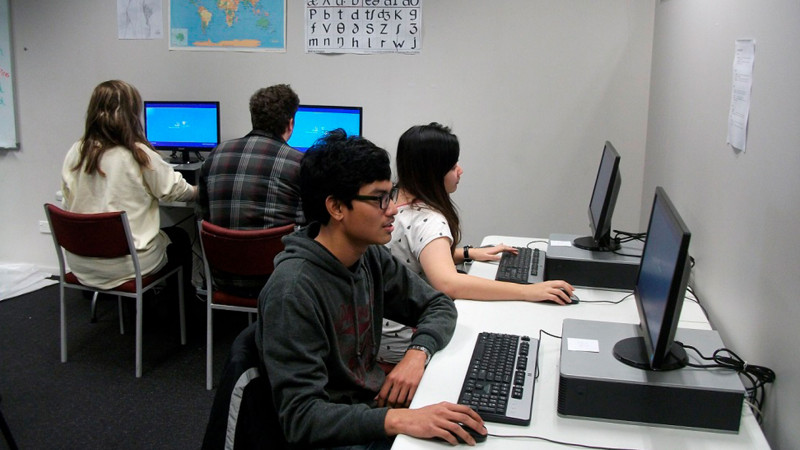 SELC-Queenstown-Estudantes-e-Computadores